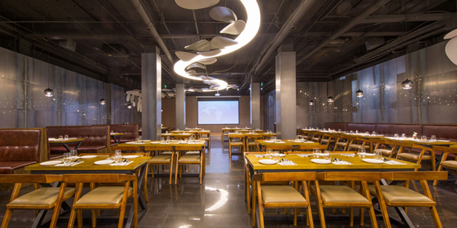 卓展購(gòu)物美食城餐飲裝修工程